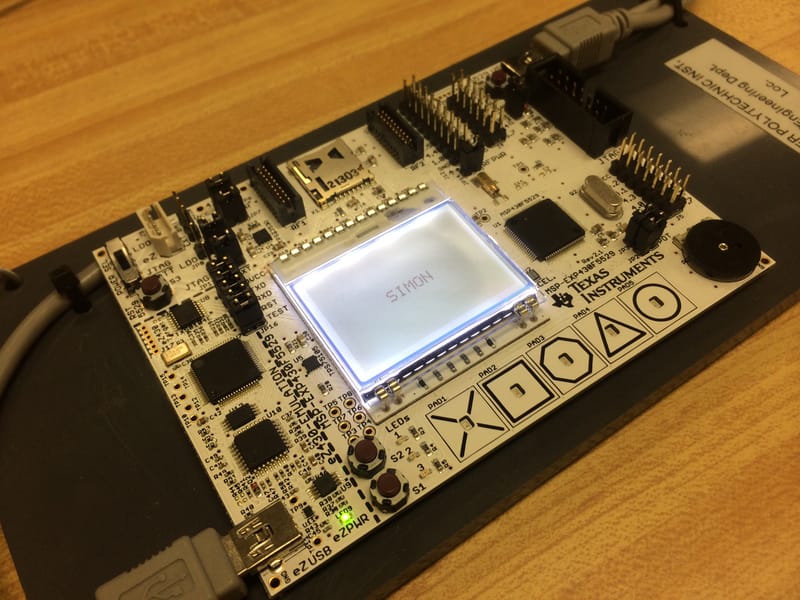 This is the Title Screen of our Simon game. We had to learn how to use the Cross, Circle, Triangle, Square, Star Keys as well as the on-board display.