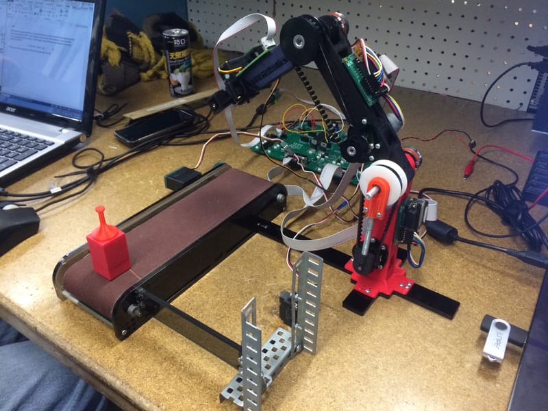 Infrared Parallax Sensor for Tracking