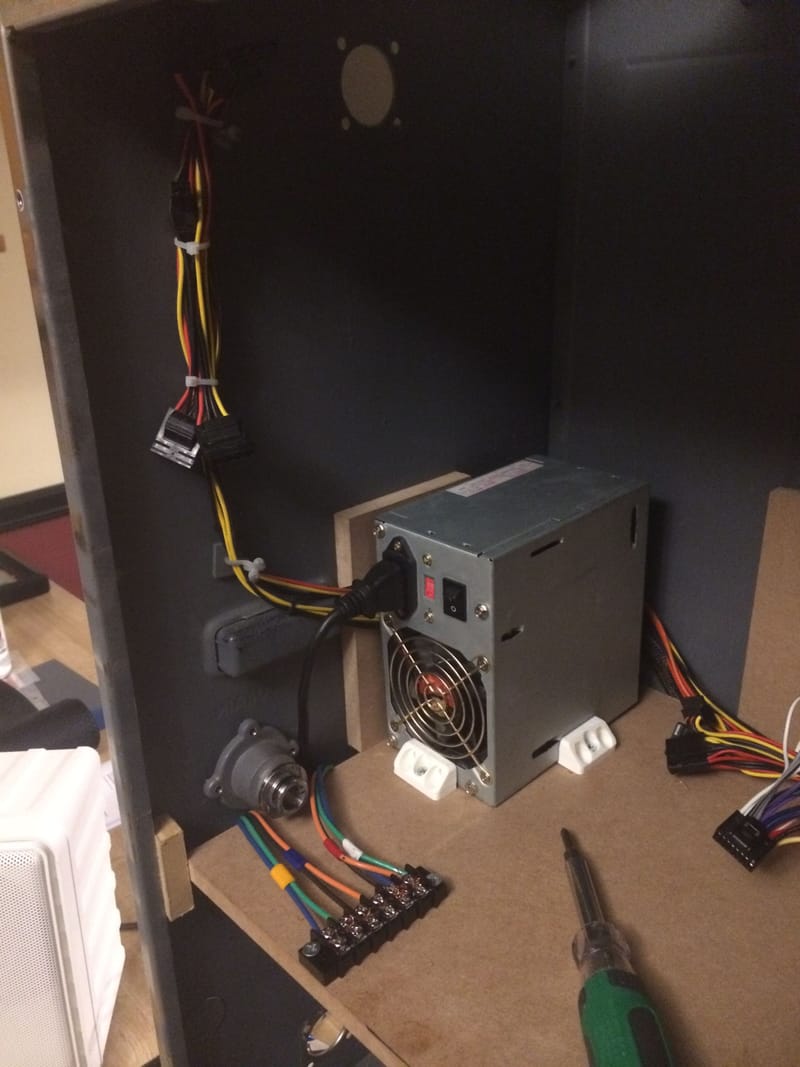 Clean PSU Wiring with Molex Connectors